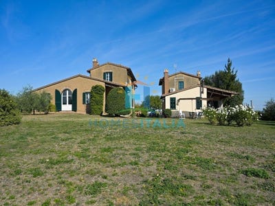 /international/it/castiglione-in-teverina-lazio-120093577213/