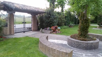 /international/it/emilia-romagna-emilia-romagna-310103815379/