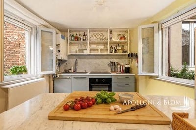 /international/it/via-pietro-vannucci-citta-della-pieve-umbria-310107839432/