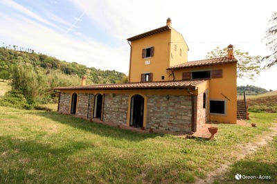 /international/it/lari-tuscany-310107185814/