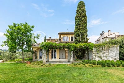 /international/it/montaione-tuscany-310106262203/