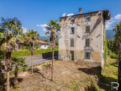 /international/it/castiglione-di-garfagnana-castiglione-di-garfagnana-tuscany-310109863378/