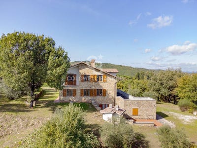 /international/it/gubbio-umbria-310105305876/
