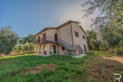 /international/it/sorano-tuscany-310104301822/