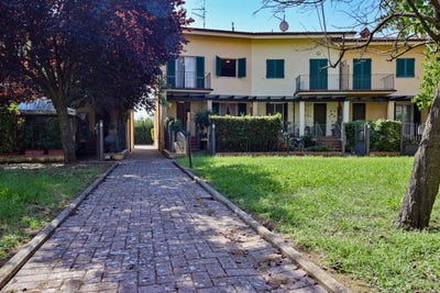 /international/it/pietrasanta-tuscany-310120013053/
