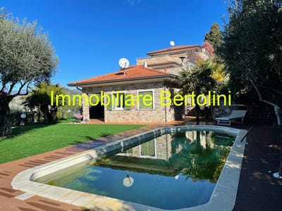 /international/it/bordighera-liguria-310104003755/