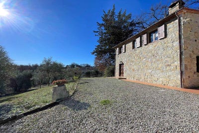 /international/it/radicofani-tuscany-310107239405/