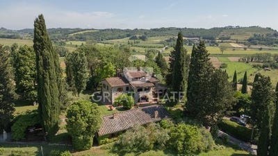 /international/it/cetona-tuscany-310100042712/
