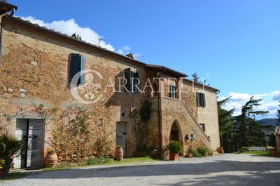 /international/it/montalcino-tuscany-310108249039/