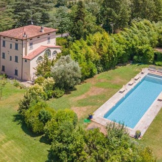 /international/it/umbertide-umbria-310107743275/
