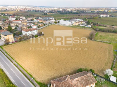 /international/it/via-distrettuale-santa-lucia-di-piave-veneto-310106513540/