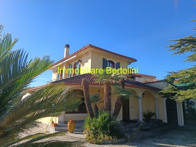 /international/it/sanremo-liguria-310103993596/