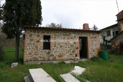 /international/it/lucignano-tuscany-310099573551/