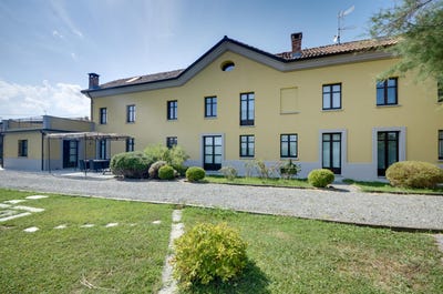 /international/it/canelli-canelli-piedmont-310096776407/