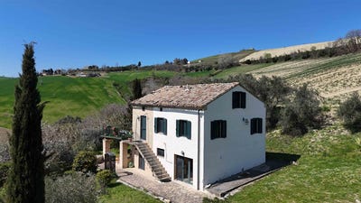 /international/it/carassai-marche-310107013627/