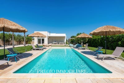 /international/it/polignano-a-mare-apulia-310108996504/
