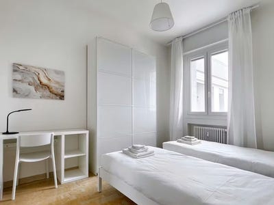 /international/it/via-giacomo-brodolini-bologna-emilia-romagna-310098553059/