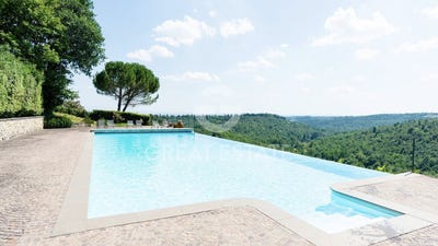 /international/it/gaiole-in-chianti-tuscany-310103715683/