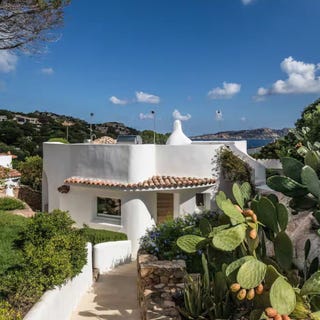 /international/it/palau-sardinia-310110073270/