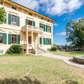 /international/it/lucca-tuscany-310107186191/
