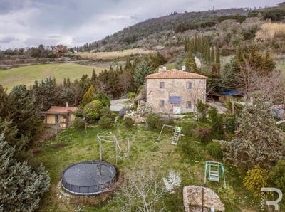 /international/it/monterotondo-marittimo-monterotondo-marittimo-tuscany-310106392487/