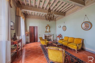 /international/it/carmignano-tuscany-310108929335/