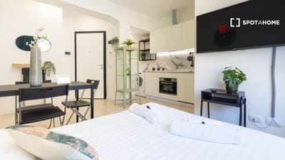 /international/it/milan-lombardy-310108600508/