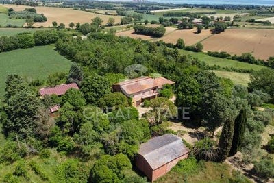 /international/it/castiglione-del-lago-umbria-120092194040/