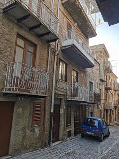 /international/it/via-giovanni-da-procida-alessandria-della-rocca-sicily-310107491737/