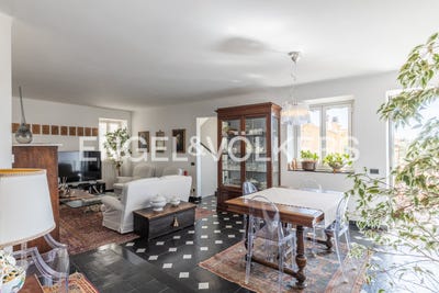 /international/it/diano-castello-liguria-310107600675/