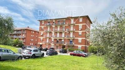 /international/it/castiglione-del-lago-umbria-310100710770/
