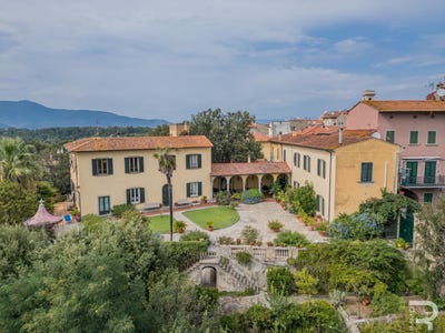 /international/it/santa-maria-a-monte-tuscany-310104117150/