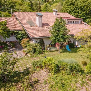 /international/it/citta-di-castello-umbria-310107744006/