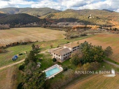 /international/it/vicolo-largo-sovicille-tuscany-310104961391/