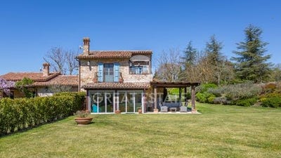 /international/it/todi-umbria-310107366388/