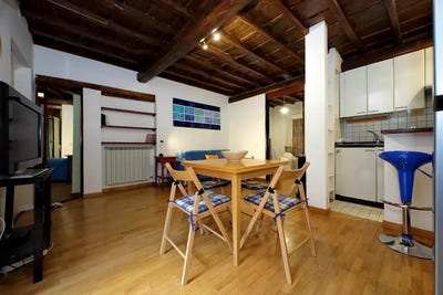 /international/it/via-del-moro-rome-lazio-310101015080/