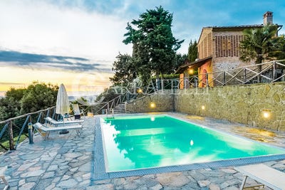 /international/it/volterra-tuscany-310107295469/