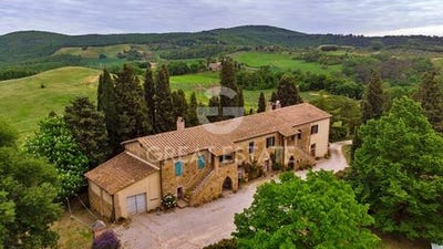 /international/it/montalcino-tuscany-120088942329/