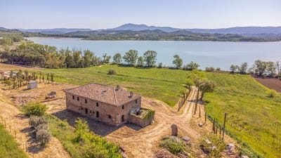 /international/it/castiglione-del-lago-umbria-310108974136/