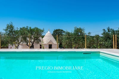 /international/it/locorotondo-apulia-310108996176/