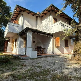 /international/it/marina-di-massa-tuscany-310108183962/