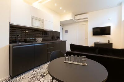 /international/it/via-palmanova-milan-lombardy-310093834656/