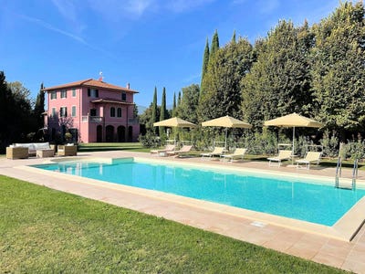 /international/it/pontedera-tuscany-310107186333/