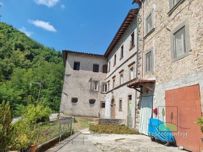/international/it/pescaglia-tuscany-310102127277/