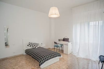 /international/it/via-francesco-baracca-florence-tuscany-310106991655/