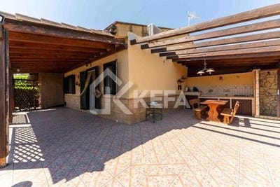 /international/it/campofelice-di-roccella-sicily-310104864503/