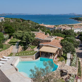 /international/it/arzachena-sardinia-310108838037/?lang=th