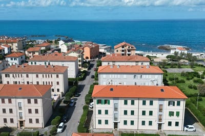 /international/it/rosignano-solvay-tuscany-310108317439/