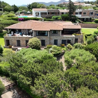 /international/it/porto-rotondo-sardinia-310108943237/?lang=th
