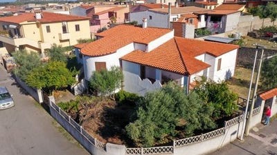 /international/it/via-napoli-torpe-sardinia-310105061159/